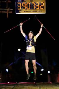 BIB: 3907, 2022, 7337
                            <button type="button" onclick="openModal(18976117)" class="btn btn-primary btn-sm float-right btn-popup" data-toggle="modal" data-target=".modal-high-quality">
                        <i class="fas fa-shopping-cart"></i> Add to Cart
                    </button>
                                            <button type="button" onclick="isThisMe(18976117, true)" class="btn btn-success btn-sm float-right btn-popup btn-isme hidden" data-toggle="tooltip" data-placement="bottom" title="นี่คือรูปของคุณใช่ไหม คลิกที่นี่เพื่อเอาเข้าอัลบั้ม">
                        <i class="fas fa-plus"></i> Add to album
                    </button>
                    <button type="button" onclick="isThisMe(18976117, false)" class="btn btn-warning btn-sm float-right btn-popup btn-isnotme hidden">
                        <i class="fas fa-ban"></i> Remove from album
                    </button>